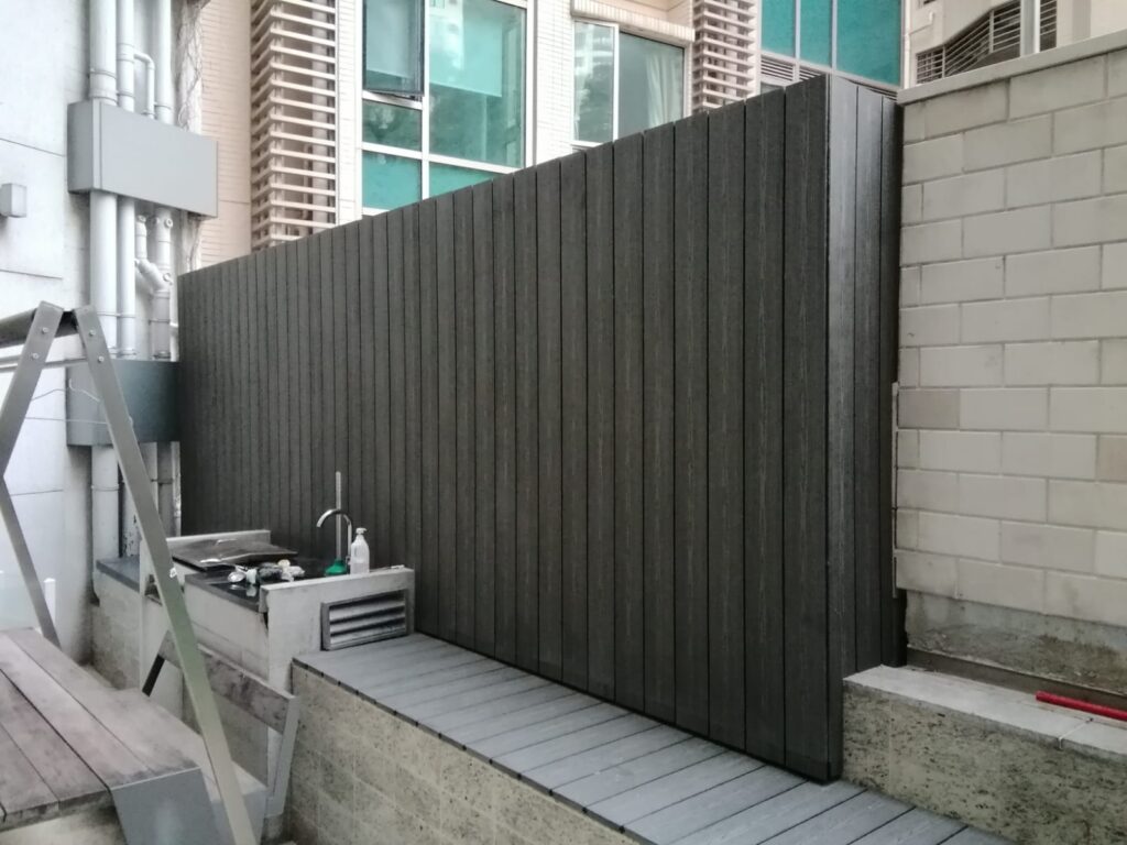 山頂干德道Cluny Park平台戶外木工程7