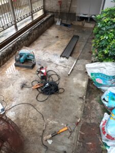 逸瓏灣前花園戶外木工程1